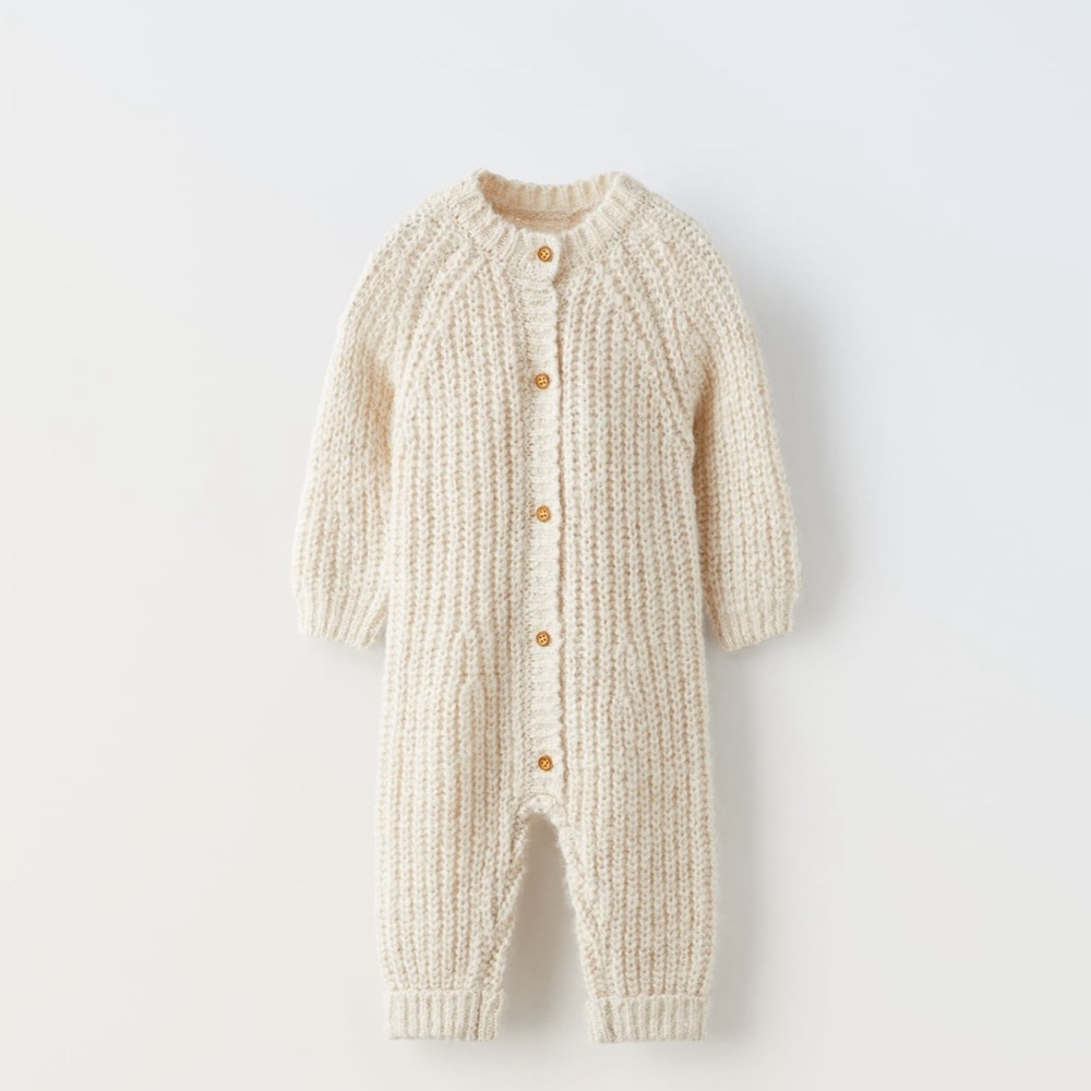 6-9months Zara knitted onsie